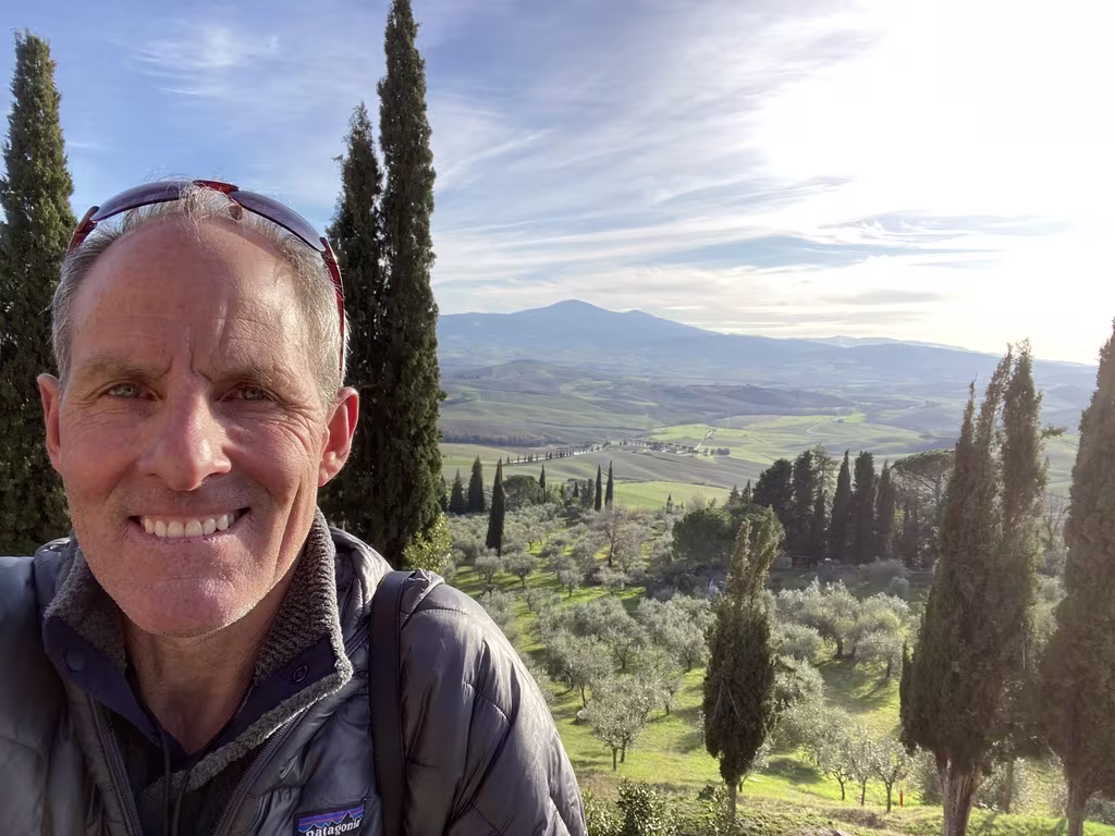 Man taking a selfing in Val d'Orcia.